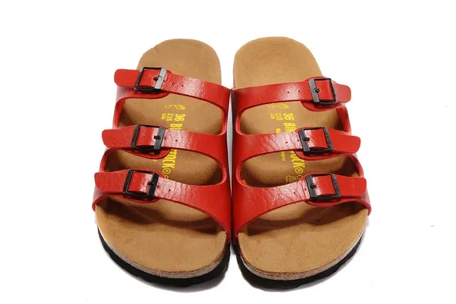 Birkenstock Arizona Sandales Casuales à 3 Bretelles Rouges 6