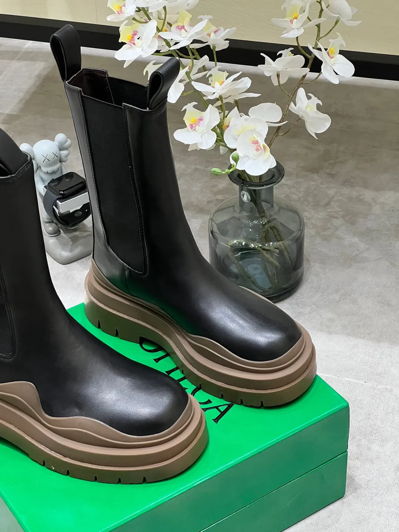 Bottega Veneta Andiamo Black and Tan Chunky Chelsea Ankle Boots 6