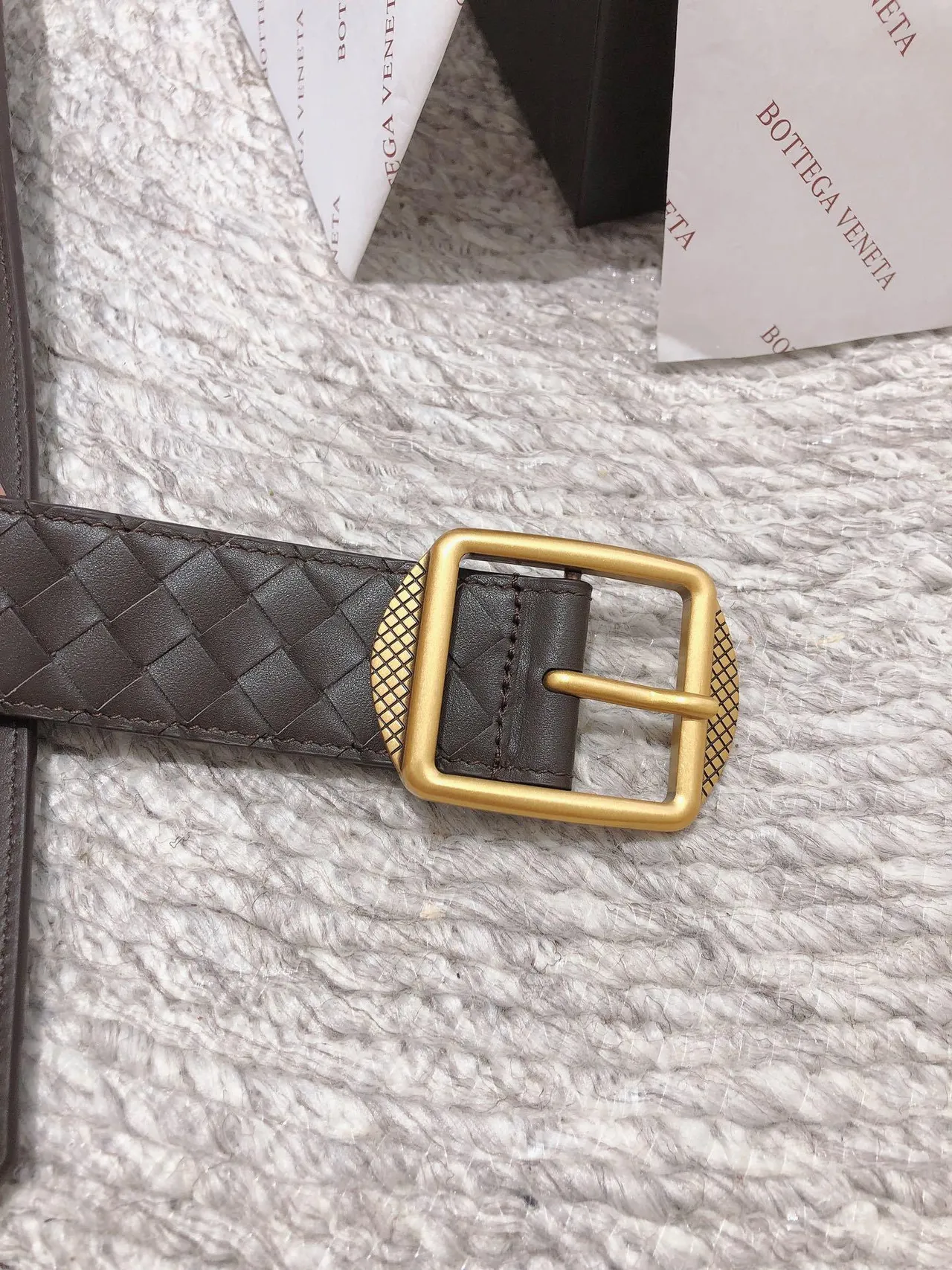 Bottega Veneta Ceinture en Cuir Marron Doré Intrecciato Tissé Rectangulaire avec Boucle 4