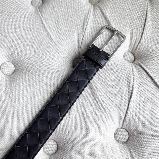 Bottega Veneta Intrecciato Cinturón de cuero negro trenzado mate con hebilla 8