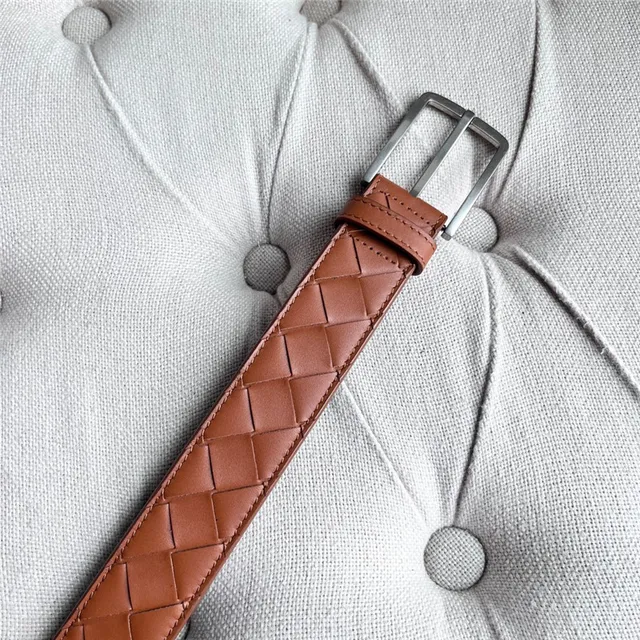 Bottega Veneta Intrecciato Cinturón de cuero negro trenzado mate con hebilla 14