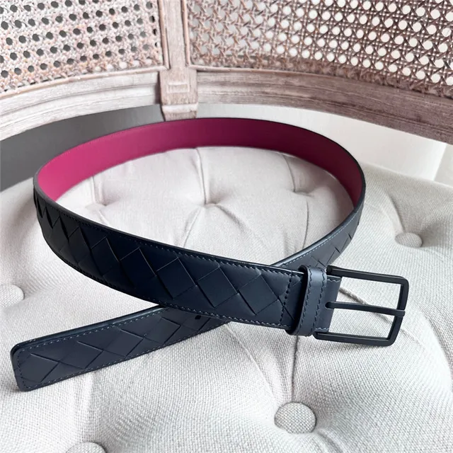 Bottega Veneta Intrecciato Cinturón de cuero negro trenzado mate con hebilla 21
