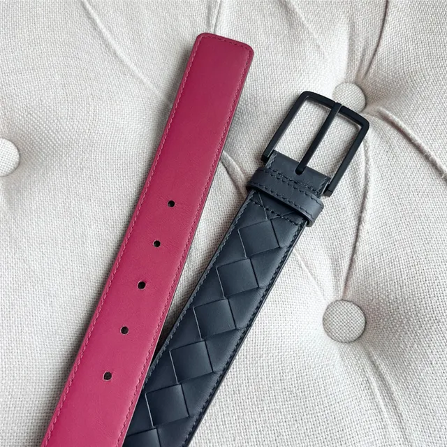 Bottega Veneta Intrecciato Cinturón de cuero negro trenzado mate con hebilla 22