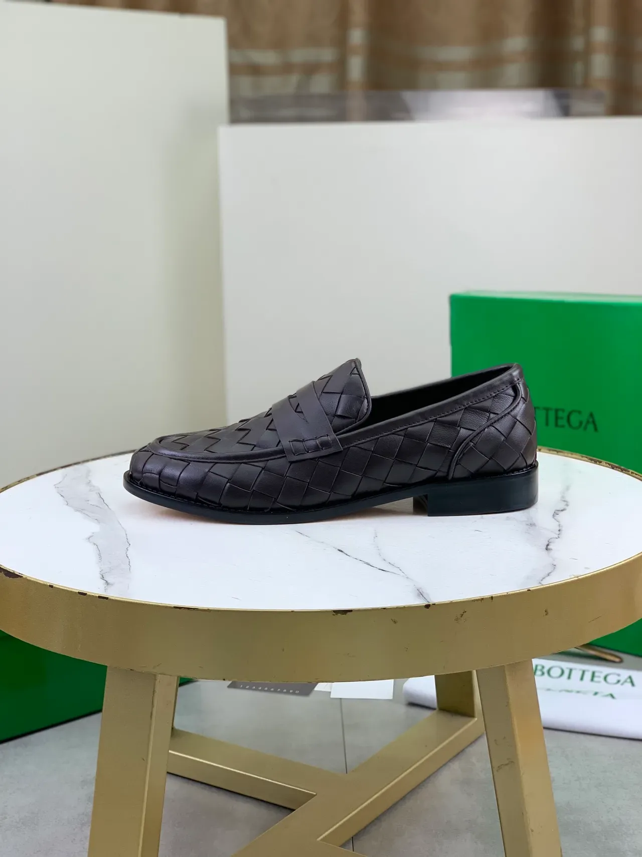 Bottega Veneta Loafer com Cinta Woven Intrecciato 6