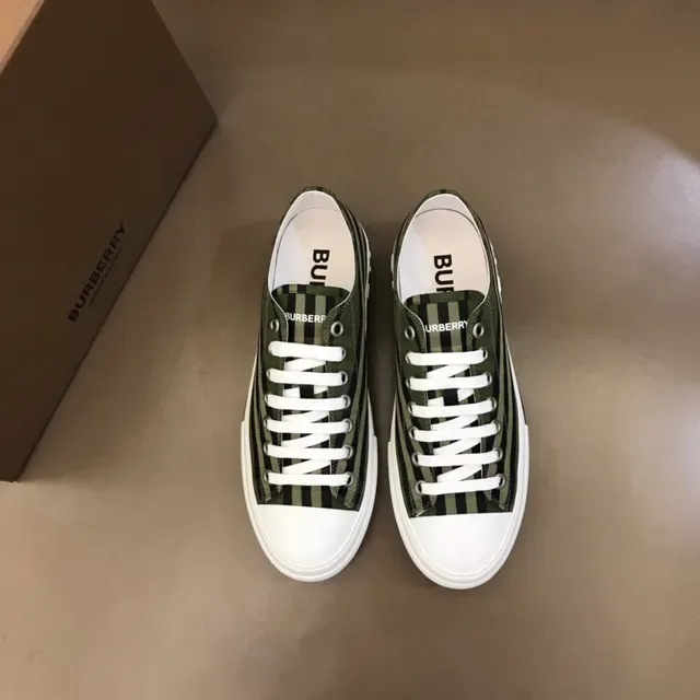 Burberry Army Green Black Plaid Canvas Platform Sole Lifestyle Sneakers 9