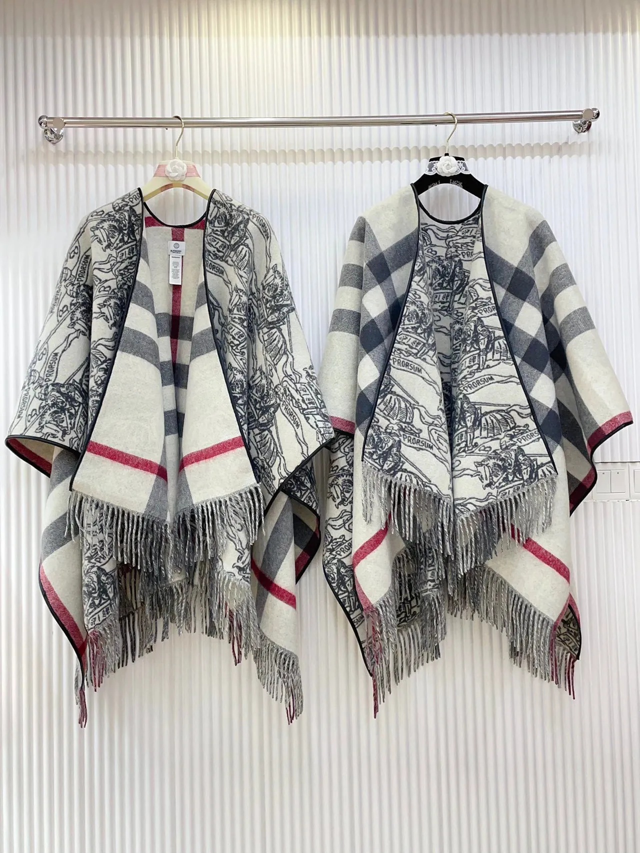 Burberry Beige Noir Imprimé Motif Bordure Trim Châle 5