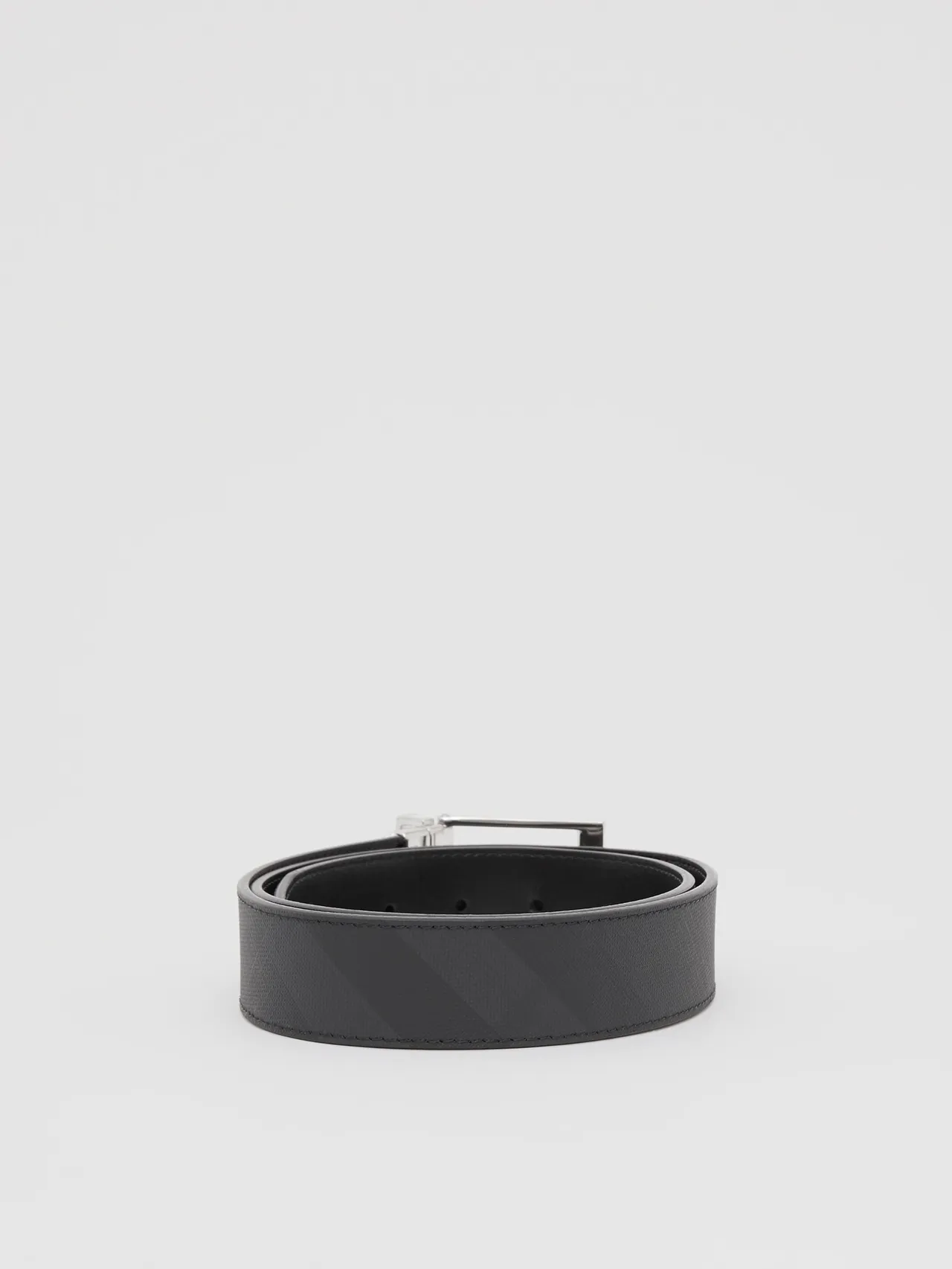Burberry Black Silver Reversible Textured Leather Belt 7