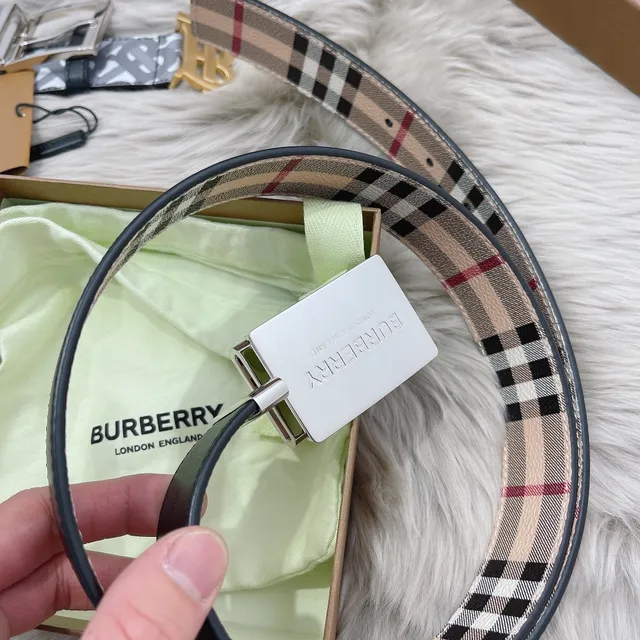 Burberry Black Silver Smooth Rectangular Buckle Leather Belt 2