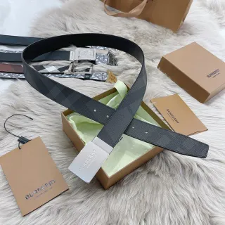 Burberry কালো চাঁদি টেক্সচার্ড উভেন স্ট্র্যাপ আয়তাকার খোদাই করা বাকল চামড়ার বেল্ট