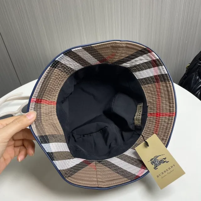 Burberry Motif à carreaux Beige Chapeau Bucket 5