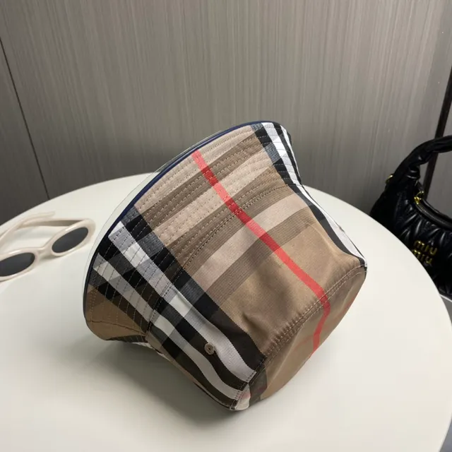 Burberry Motif à carreaux Beige Chapeau Bucket 9