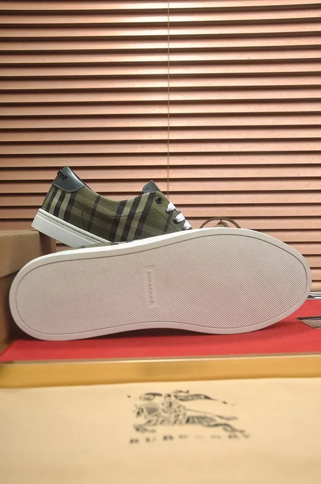 Burberry House Check Olive Green and Black Lifestyle Sneakers 2