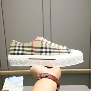 Burberry House Check Platform Lifestyle Sneakers