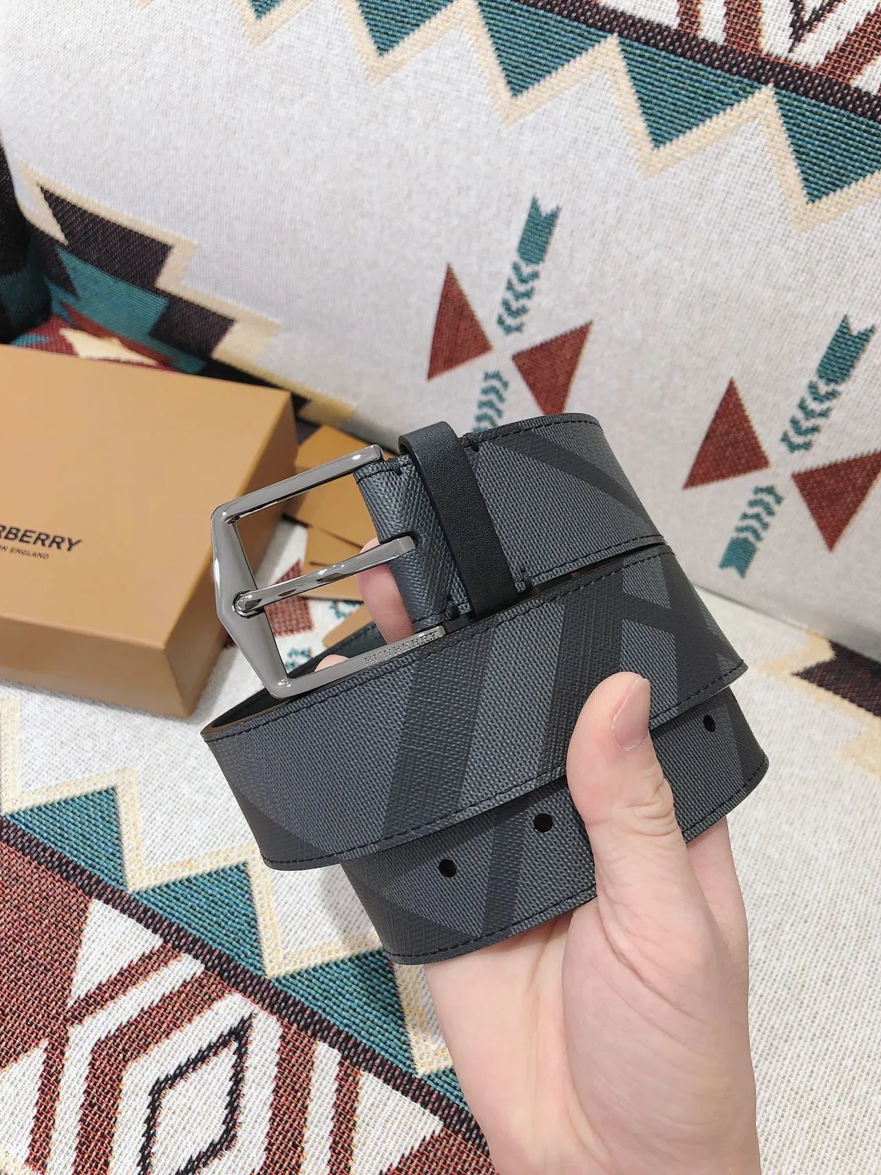 Burberry Knight Gray Check Leather Belt 2
