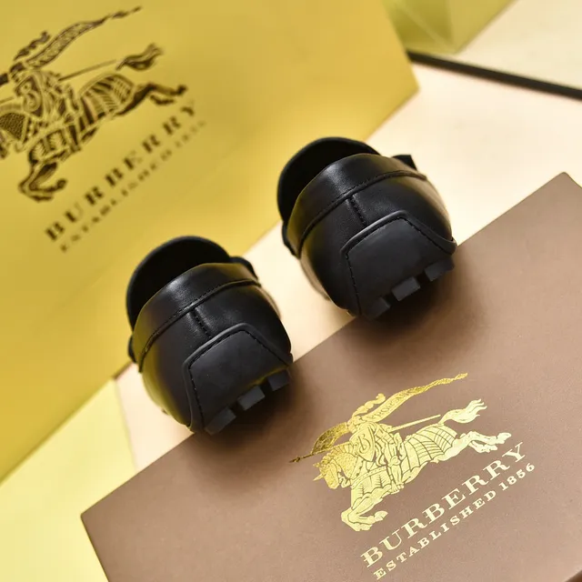 Burberry Knight Loafer حذاء لوفر أسود جلدي slip-on 2