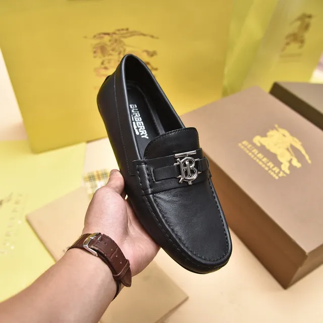 Burberry Knight Loafer حذاء لوفر أسود جلدي slip-on 6