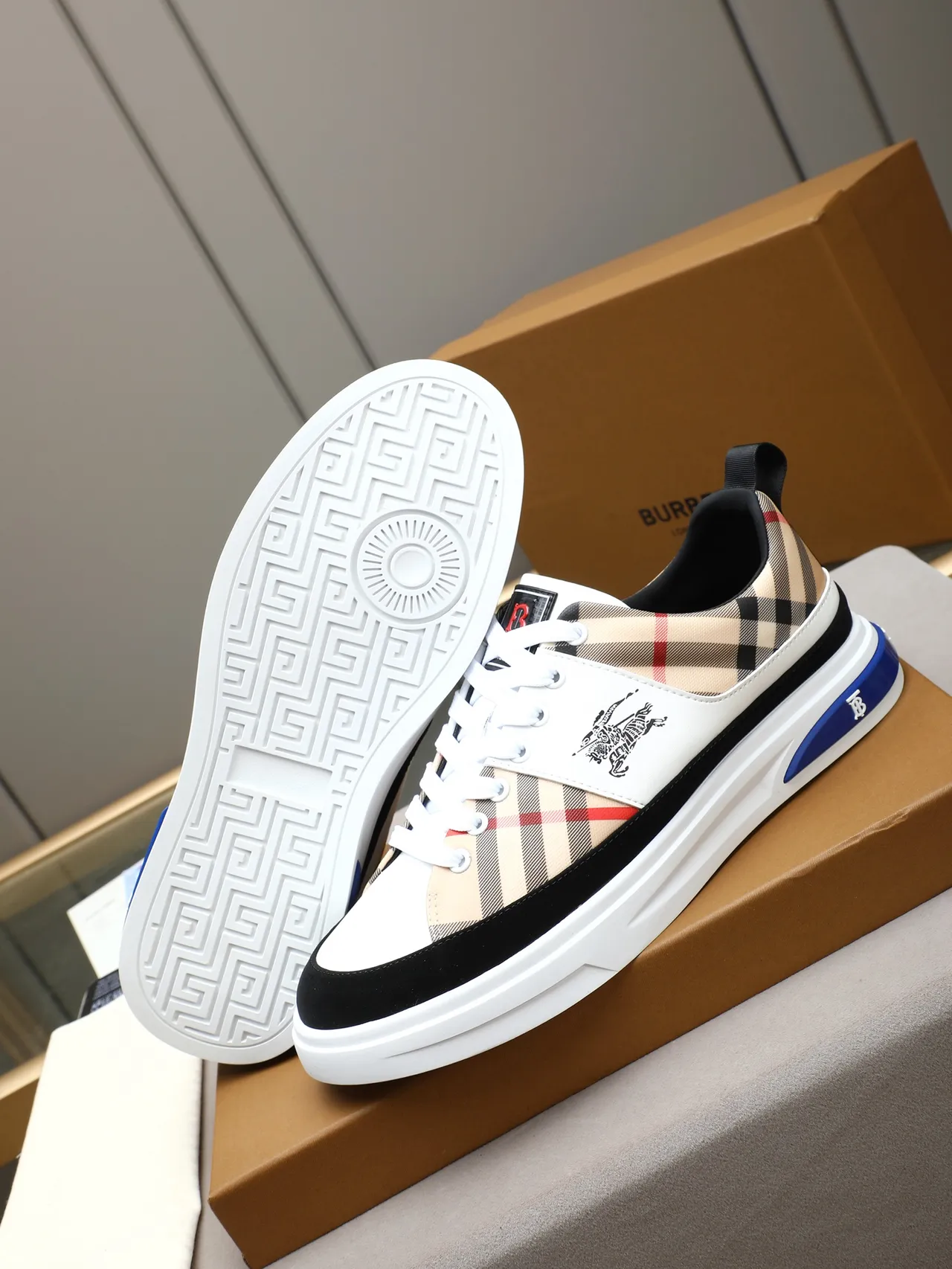 Burberry Knight Low Check Pattern Lifestyle Sneakers 2