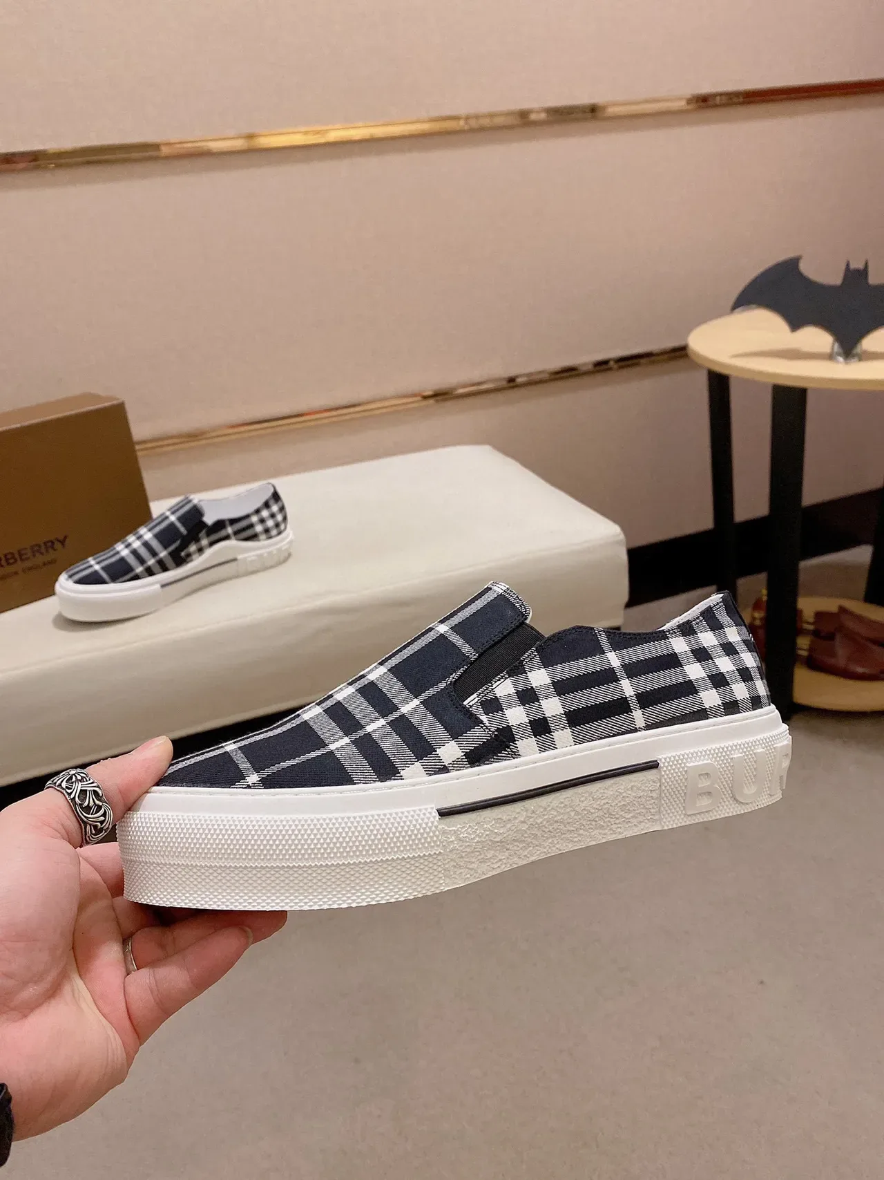 Burberry Knight Navy et Maison Blanche Check slip-on lifestyle sneakers 7