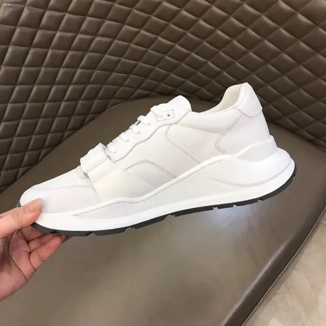 Burberry Lola Monogram blanc style de vie sneakers 6