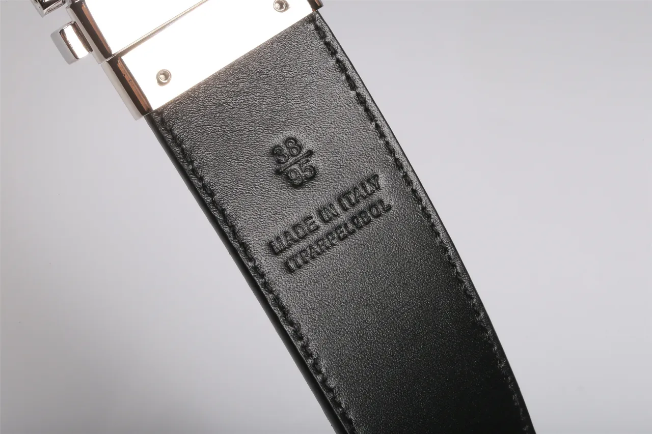 Burberry Reversible Nova Check Beige and Black Leather Belt 5