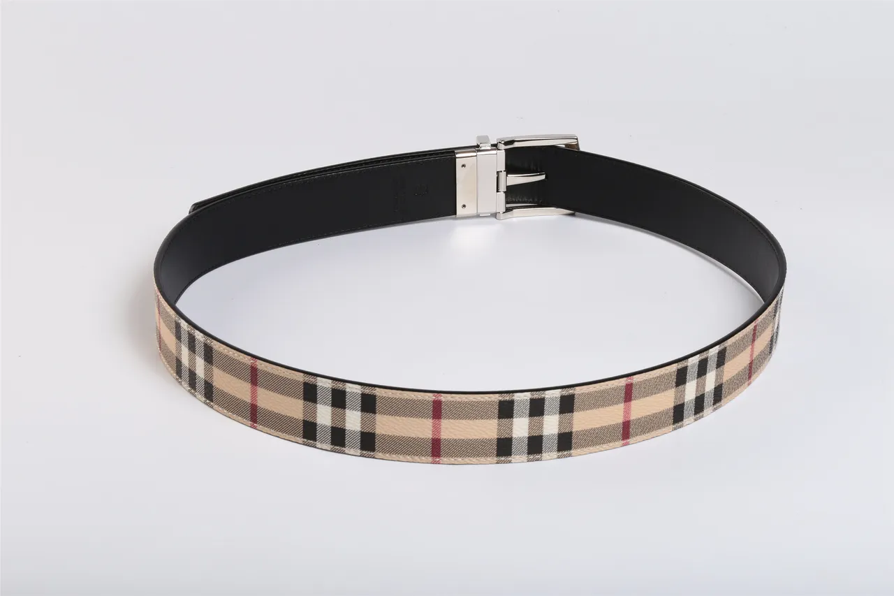 Burberry Reversible Nova Check Beige and Black Leather Belt 6