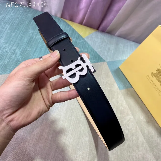 Burberry TB Belt Preto Bege Monograma Fivela Cinto de Couro Liso 2