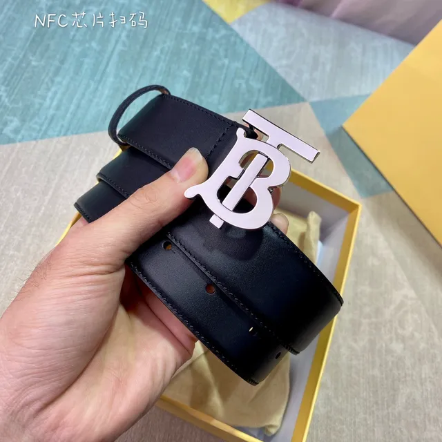 Burberry TB Belt Preto Bege Monograma Fivela Cinto de Couro Liso 5