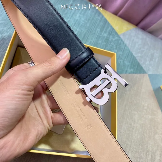 Burberry TB Belt Preto Bege Monograma Fivela Cinto de Couro Liso 6