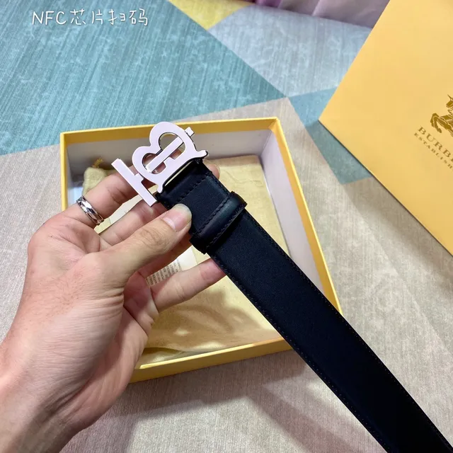Burberry TB Belt Preto Bege Monograma Fivela Cinto de Couro Liso 8