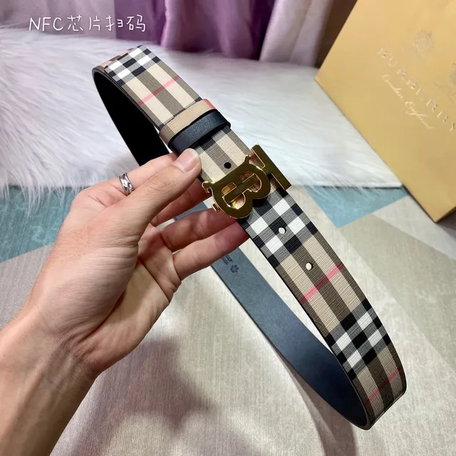 Burberry TB Belt Nova Check Reversible Canvas Belt 3