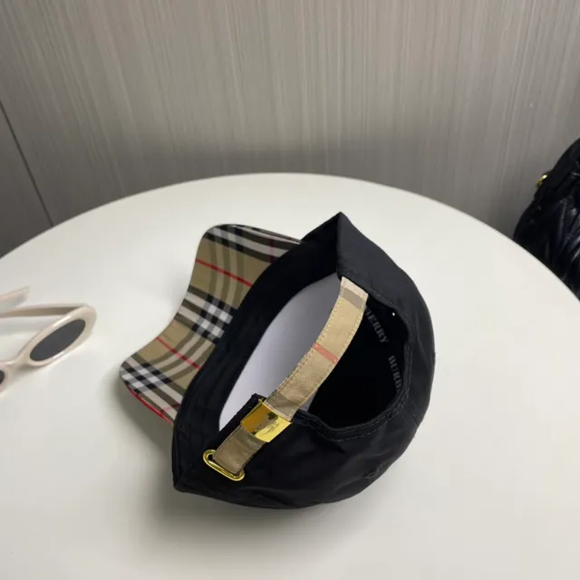 Burberry TB Monogram Knight Baseball Cap 4