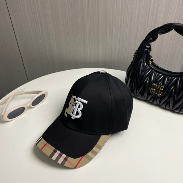 Burberry TB Monogram Knight Baseball Cap 7