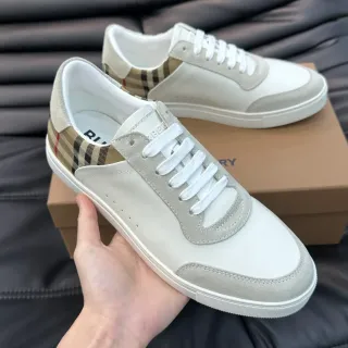 Burberry White Beige Low-Top Leather-Suede Hybrid Lifestyle Sneakers