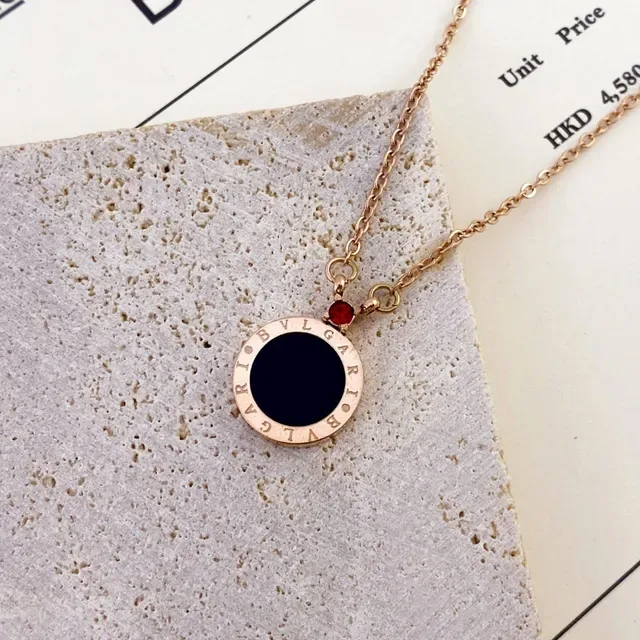 Bvlgari B.zero1 Collier Pendentif Logo Circular Noir Rouge Gravé Rim de Marque 3