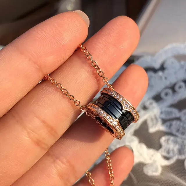 Bvlgari B.zero1 Multi-Band Collier Diamants Or Rose Céramique Noire 5