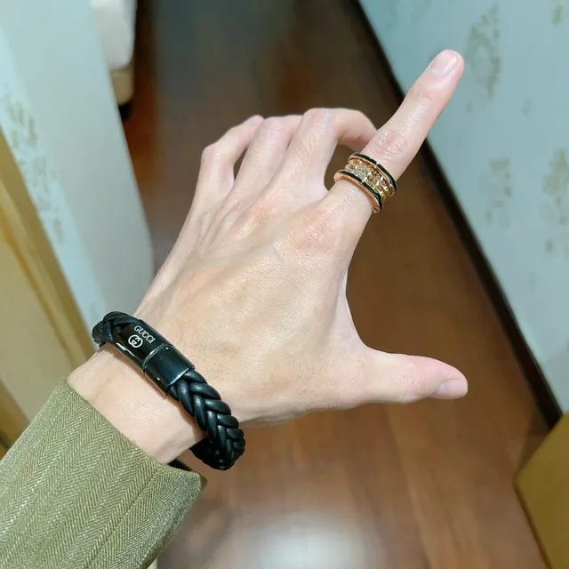 Bvlgari B.zero1 Quatro Ouro Rosa e Esmalte Preto Anel 3