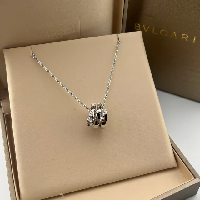 Bvlgari B.zero1 Collier de Diamant à Trois Cylindres 4