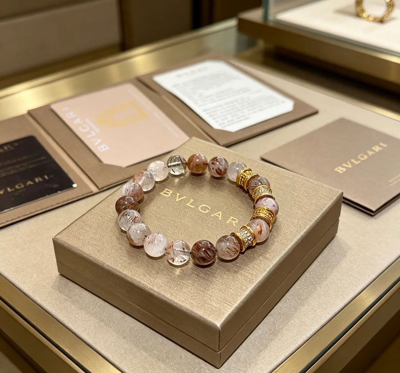 Bvlgari Bracelet gemmes perlé et doré 9