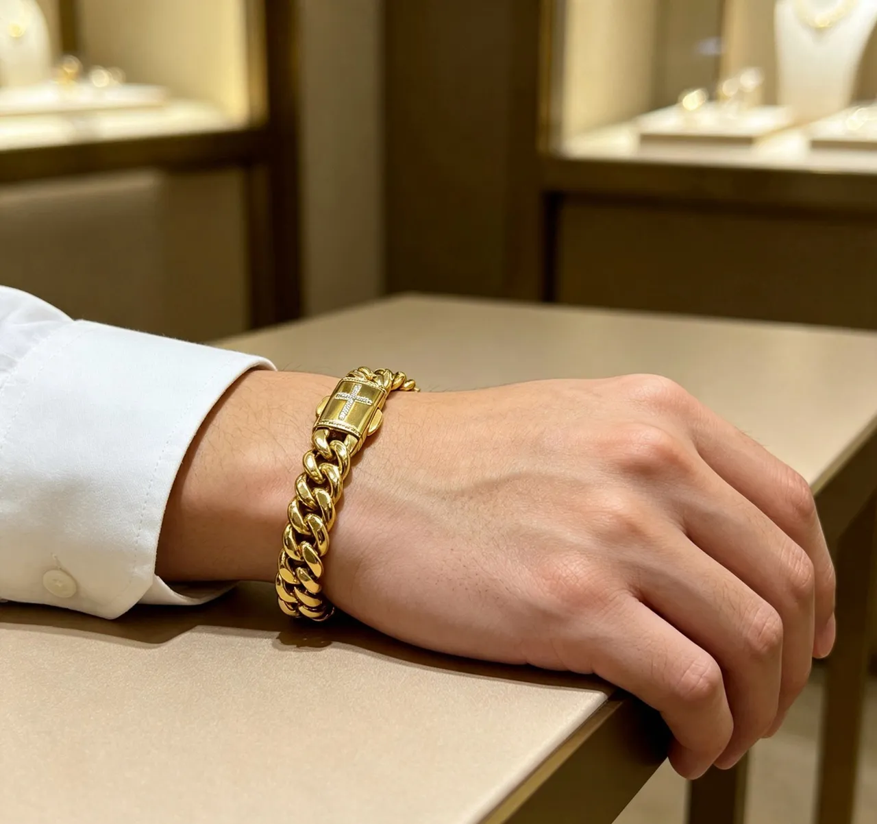 Bvlgari Bracelet Curb Link Or lourd poli jaune 5