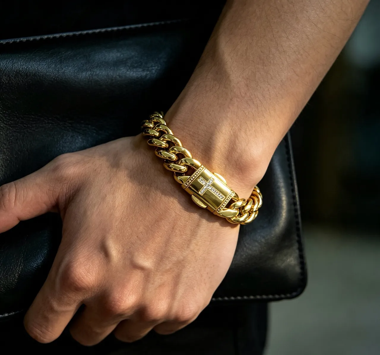 Bvlgari Bracelet Curb Link Or lourd poli jaune 8