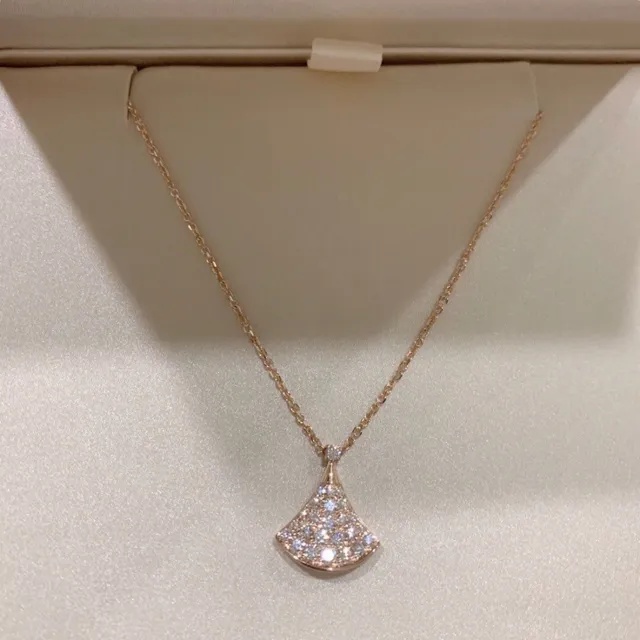 Bvlgari Divas’ Dream Collier en diamants pavés en forme d'éventail 2
