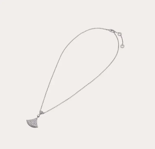 Bvlgari Divas’ Dream Collier de diamants Pavé en forme d'éventail 3
