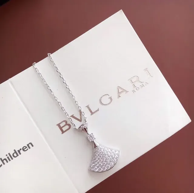 Bvlgari Divas’ Dream Collier de diamants Pavé en forme d'éventail 8