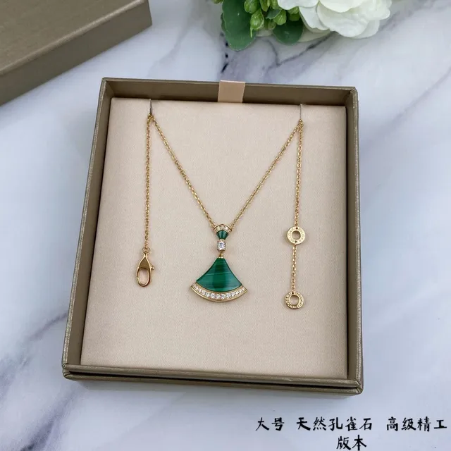 Bvlgari Divas’ Dream Malachite سلاسل معلقة مروحية 5