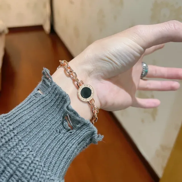 Bvlgari Or Noir Chaîne Curb Chain Trois Motifs Circulaires Bracelet 7
