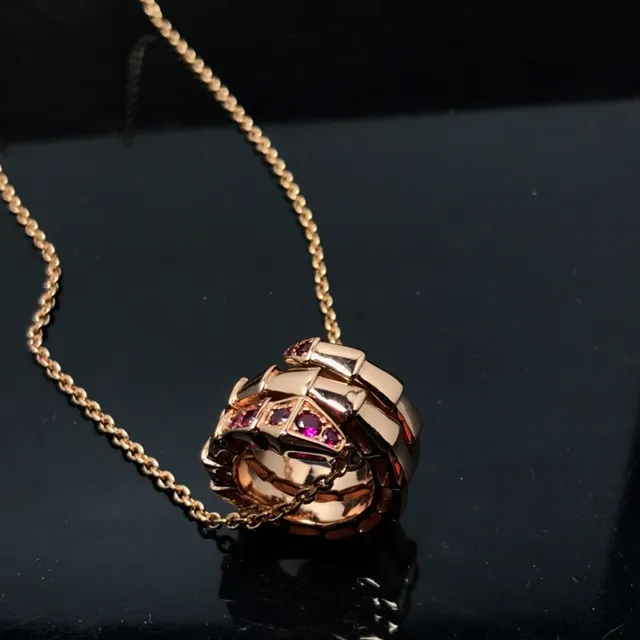 Bvlgari Or Rouge Enroulé Serpent Rose Collier 4