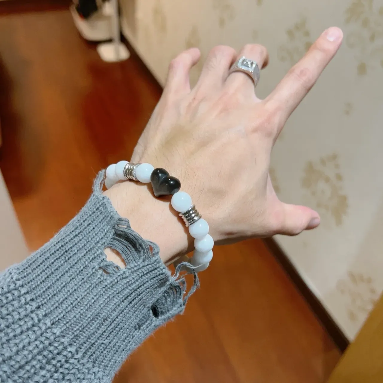 Bvlgari Bracelet Blanc Noir Pierres Facetées Cœur Centre 7