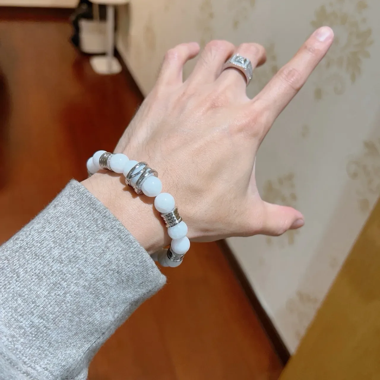 Bvlgari White Silver Beaded Stretch Bracelet 4