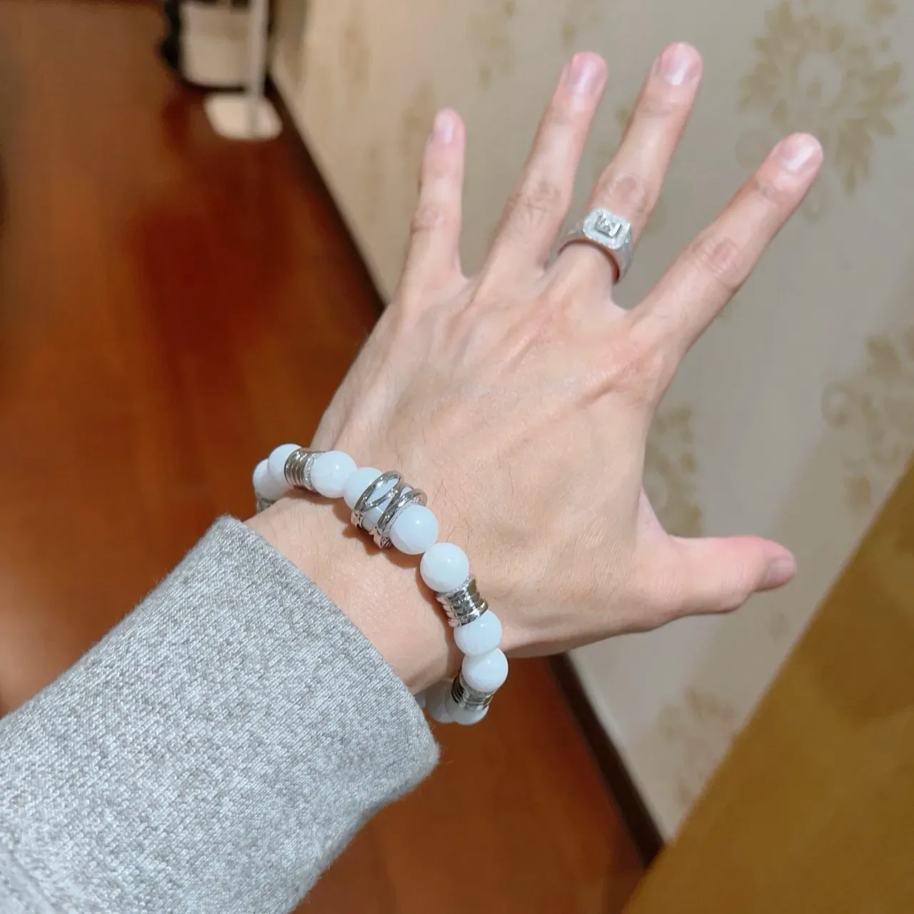 Bvlgari White Silver Beaded Stretch Bracelet 8