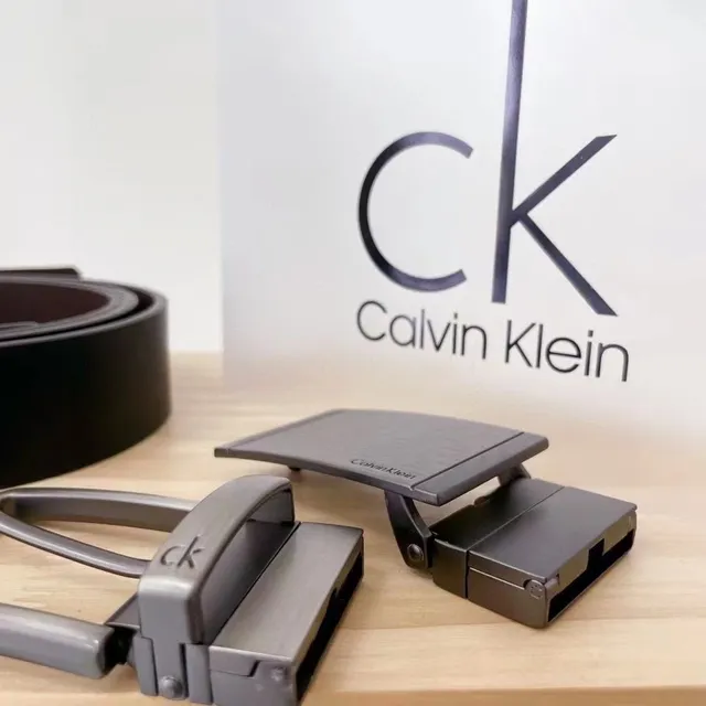 Calvin Klein Ensemble Ceinture et Boucle Ceinture en Cuir Noir 2